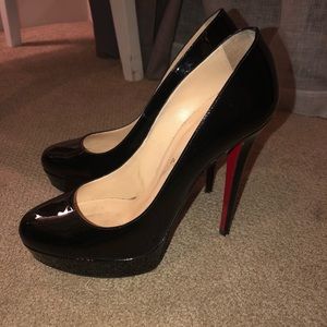 Christian Louboutin Size 40 (9) Black Pumps
